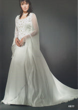 Carica l&#39;immagine nel visualizzatore di Gallery, ABITO SPOSA ART. 4877
