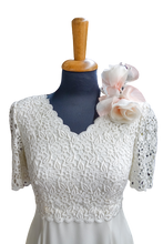 Carica l&#39;immagine nel visualizzatore di Gallery, ABITO SPOSA ART. FRAGOLINA
