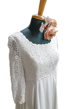 Carica l&#39;immagine nel visualizzatore di Gallery, ABITO SPOSA ART. FIOR DI LOTO
