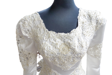 Carica l&#39;immagine nel visualizzatore di Gallery, ABITO SPOSA ART. CAMELIA
