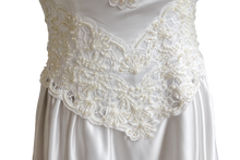 Carica l&#39;immagine nel visualizzatore di Gallery, ABITO SPOSA ART. CAMELIA
