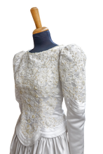 Carica l&#39;immagine nel visualizzatore di Gallery, ABITO SPOSA ART. BUCANEVE

