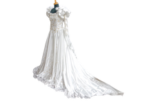 Carica l&#39;immagine nel visualizzatore di Gallery, ABITO SPOSA ART. GLADIOLO
