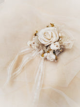 Carica l&#39;immagine nel visualizzatore di Gallery, Fermaglio da sposa Art.128
