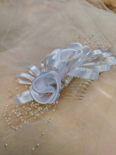 Carica l&#39;immagine nel visualizzatore di Gallery, Fermaglio da sposa Art.A1345
