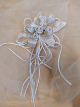 Carica l&#39;immagine nel visualizzatore di Gallery, Fermaglio da sposa Art.118
