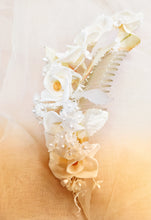 Carica l&#39;immagine nel visualizzatore di Gallery, Fermaglio da sposa Art.TO410
