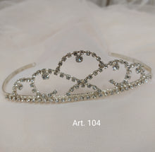 Carica l&#39;immagine nel visualizzatore di Gallery, Diadema da sposa Art.104
