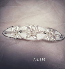 Carica l&#39;immagine nel visualizzatore di Gallery, Fermaglio da sposa Art.189
