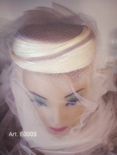 Carica l&#39;immagine nel visualizzatore di Gallery, Cappellino da sposa Art.E0003

