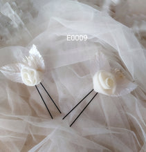 Carica l&#39;immagine nel visualizzatore di Gallery, Forcina da sposa Art.E0009
