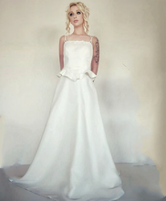 Carica l&#39;immagine nel visualizzatore di Gallery, ABITO SPOSA ART.4444D
